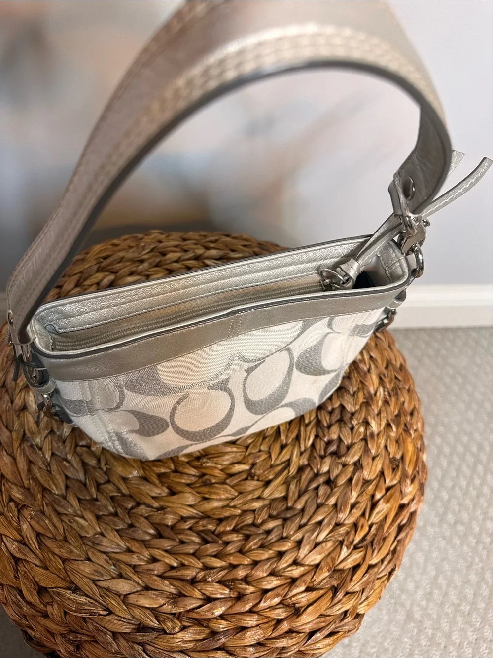 Coach zoe hobo